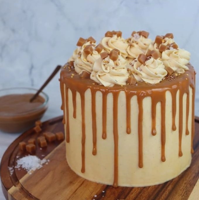 Salted Caramel Cake